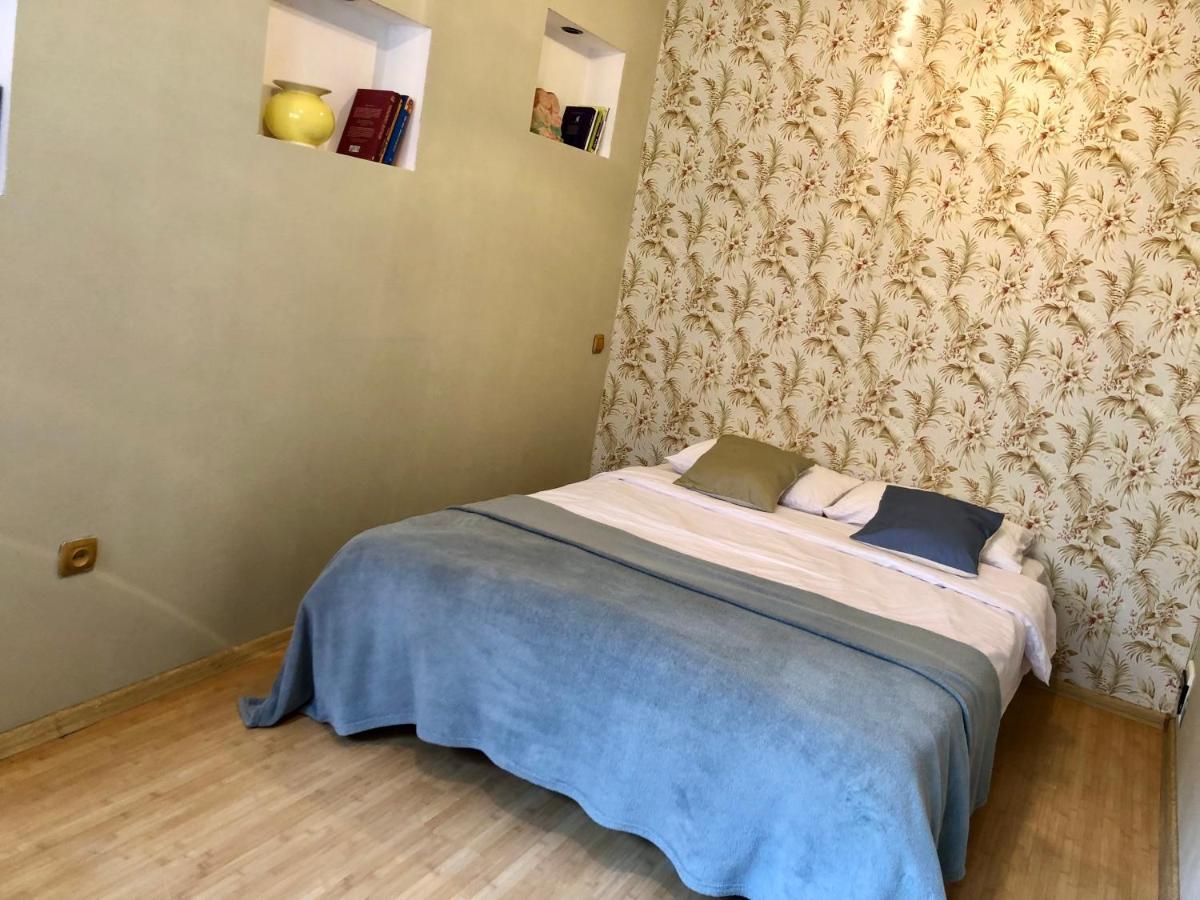 Apartment In The City Centre Lviv Bagian luar foto
